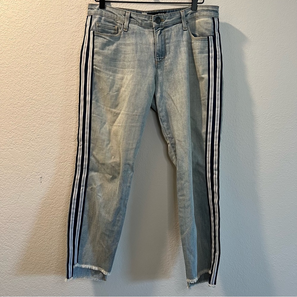 Women’s Kut from the Kloth light wash raw hem Reece ankle straight leg jeans 8